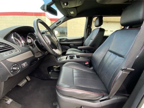 Used 2019 Dodge Grand Caravan GT FWD image 10