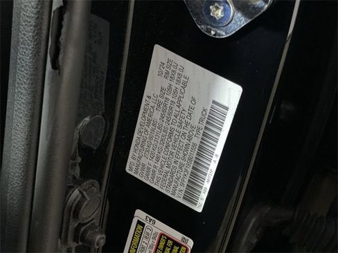 Used 2025 Honda Ridgeline Sport image 38