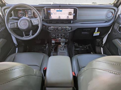New 2026 Jeep Gladiator Mojave w/ Steel Bumper Group AWD/4WD image 14