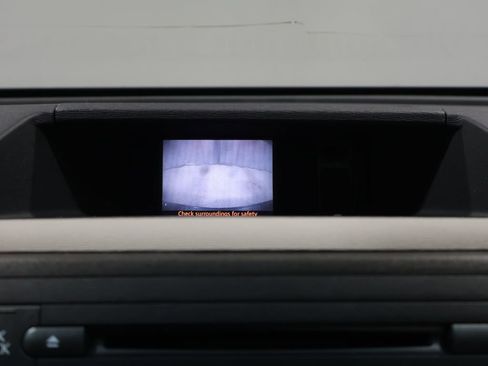 Used 2011 Toyota Sienna LE FWD image 21