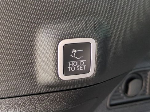 New 2026 Jeep Grand Cherokee Altitude image 14