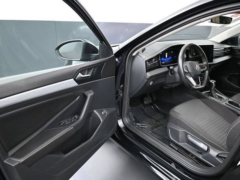 Used 2025 Volkswagen Jetta S FWD image 5