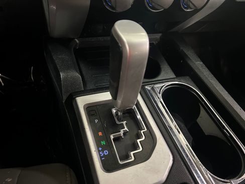 Used 2016 Toyota Tundra SR5 w/ SR5 Upgrade Package image 25