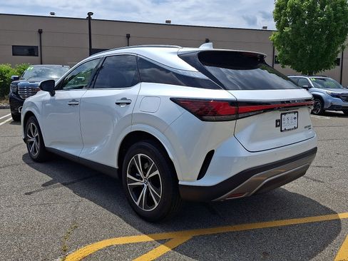 Certified 2023 Lexus RX 350 Premium w/ Accessory Package AWD/4WD image 4