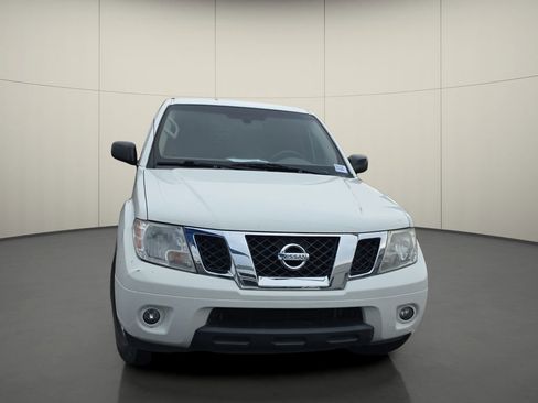 Used 2019 Nissan Frontier SV w/ Value Truck Package image 2