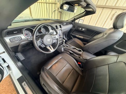 Used 2023 Ford Mustang Premium image 21