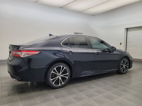 Used 2019 Toyota Camry SE image 10