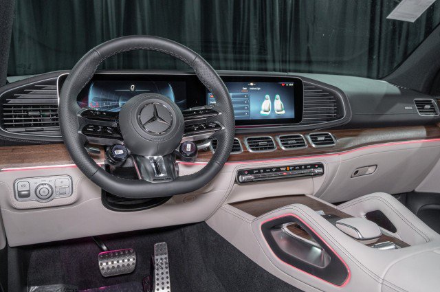 New 2026 Mercedes-Benz GLE 53 AMG 4MATIC image 19