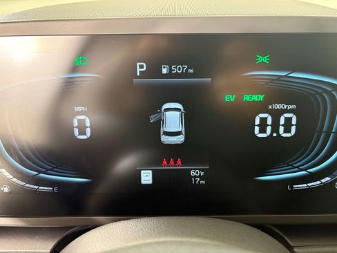 New 2026 Kia Niro LX image 25