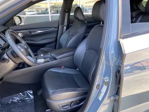 Used 2023 INFINITI QX50 Sport image 14