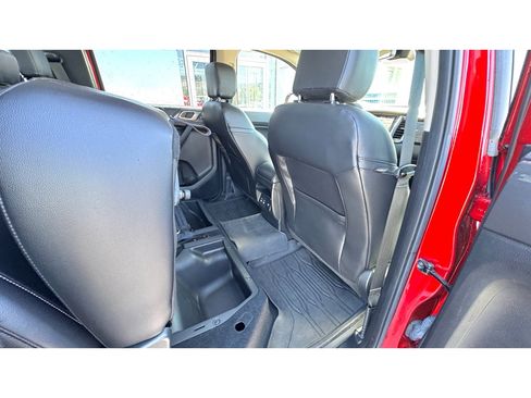 Used 2019 Ford Ranger Lariat w/ Equipment Group 501A Mid image 11