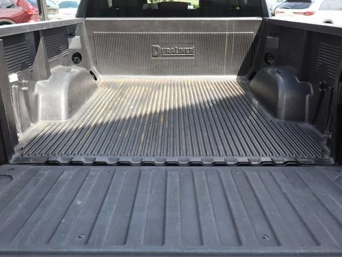 Used 2025 Chevrolet Silverado 1500 LT RWD image 22