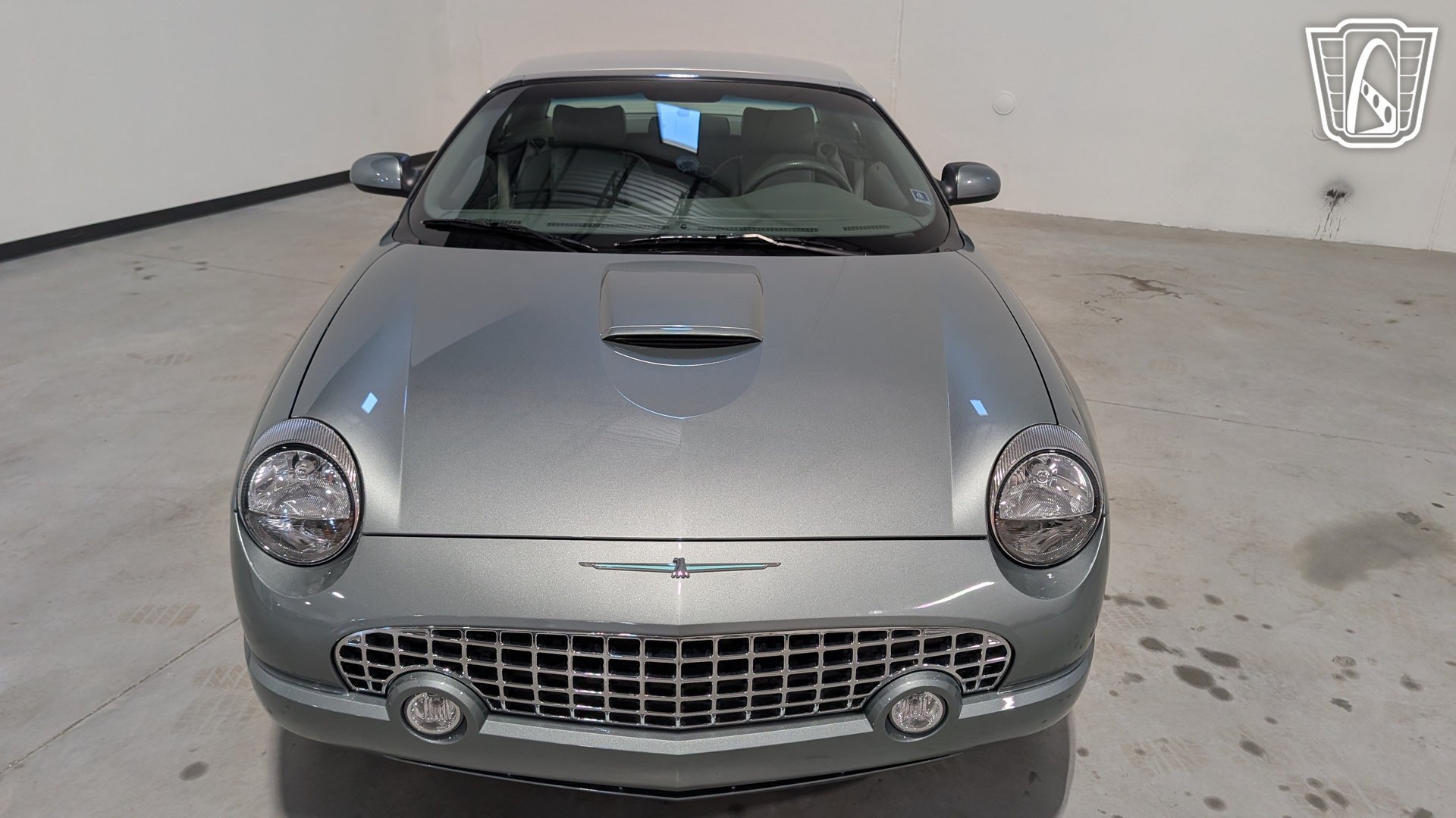 Used 2004 Ford Thunderbird Pacific Coast RWD image 23