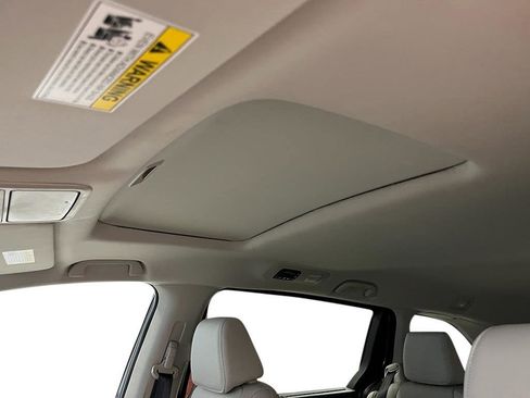 New 2026 Honda Odyssey EX-L image 23