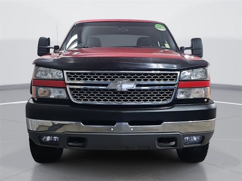 Used 2005 Chevrolet Silverado 2500 LS image 3