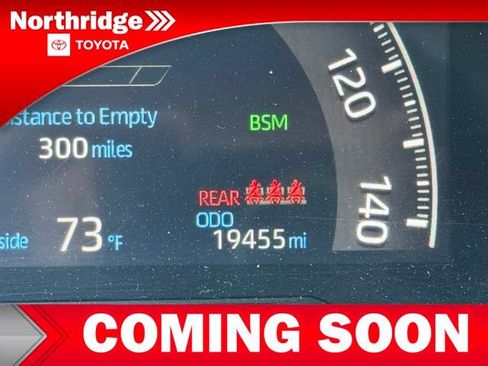 Used 2024 Toyota RAV4 XLE AWD/4WD image 10