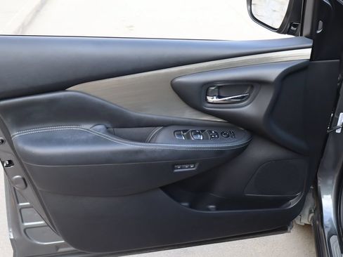 Used 2017 Nissan Murano SL FWD image 19