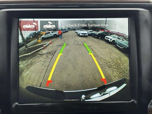 Used 2018 RAM 2500 Laramie image 30