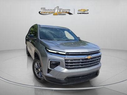 Used 2025 Chevrolet Traverse LT w/ LPO, Floor Liner Package