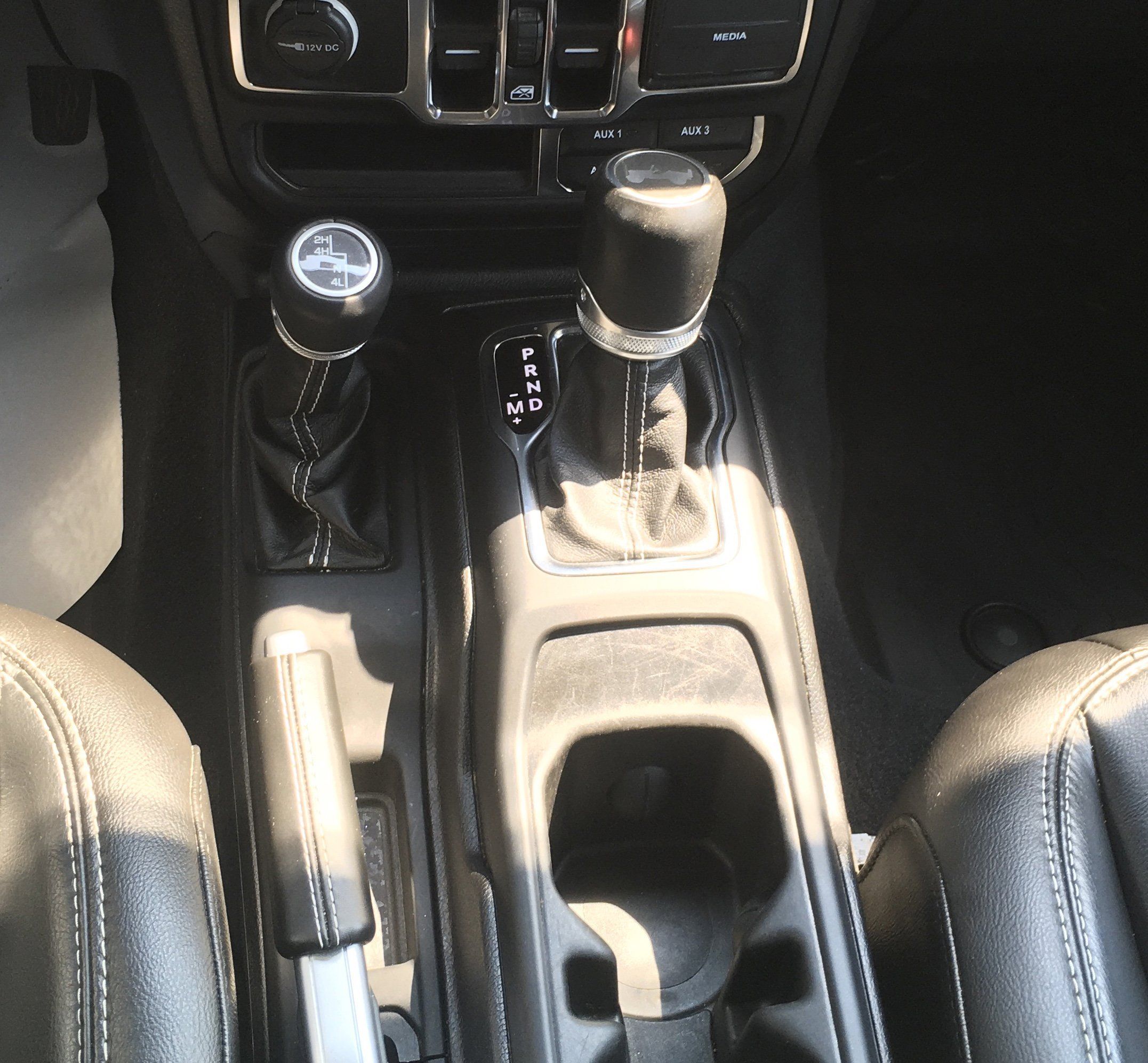 Used 2021 Jeep Wrangler Unlimited Sahara AWD/4WD image 12