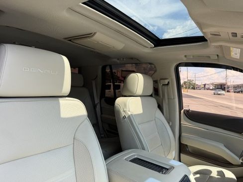 Used 2019 GMC Yukon Denali w/ Denali Ultimate Package RWD image 20