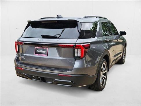 New 2025 Ford Explorer ST-Line w/ Premium Package image 2