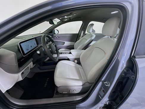 Used 2024 Hyundai Ioniq 6 SEL image 13