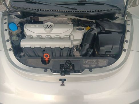 Used 2009 Volkswagen Beetle Blush image 19