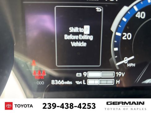 Used 2025 Toyota Tundra Limited image 24