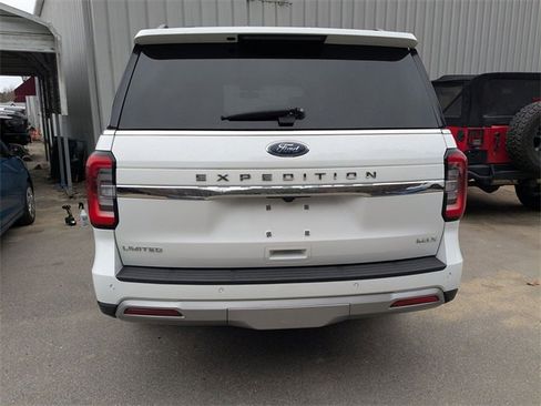 Used 2024 Ford Expedition Max Limited image 4