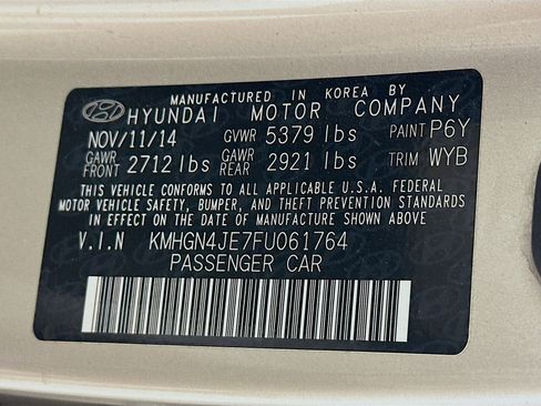 Used 2015 Hyundai Genesis 3.8 w/ Option Group 03 RWD image 12