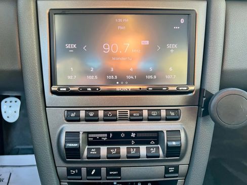 Used 2006 Porsche Cayman S image 22