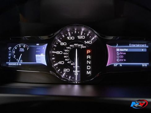 Used 2012 Lincoln MKX FWD image 10