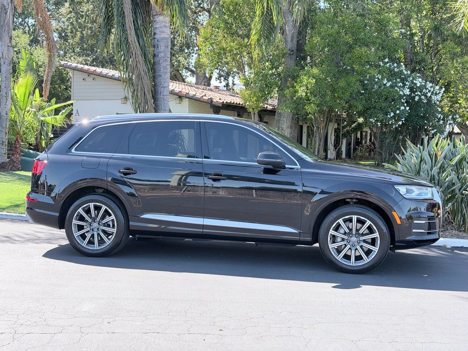 Used 2017 Audi Q7 3.0T Premium Plus AWD/4WD image 6