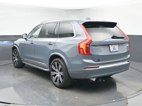 Used 2023 Volvo XC90 T8 Plus image 6