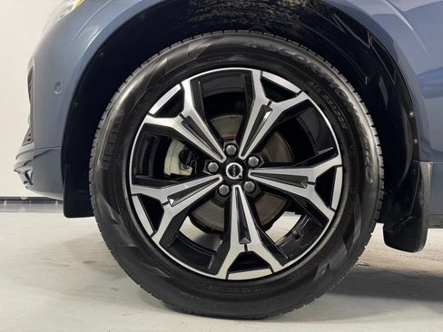 Used 2022 Volvo XC60 B5 Momentum w/ Advanced Package AWD/4WD image 9