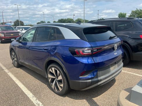 Used 2022 Volkswagen ID.4 Pro S w/ Gradient Package AWD/4WD image 4