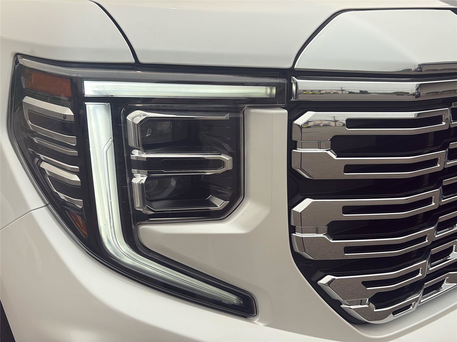 Used 2022 GMC Sierra 1500 Denali AWD/4WD image 45