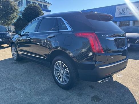Used 2018 Cadillac XT5 Luxury w/ Driver Awareness Package image 7