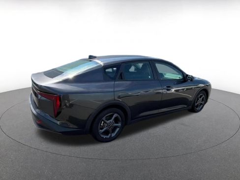 Used 2025 Kia K4 FWD image 12