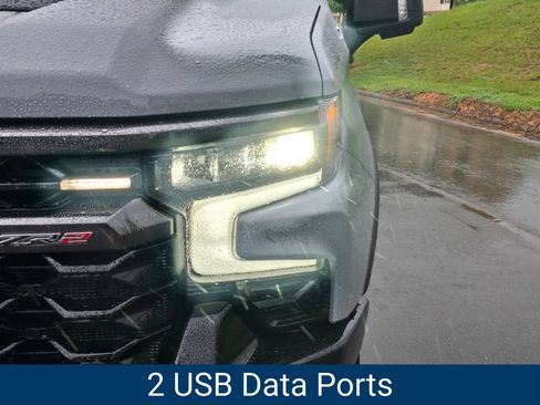 Used 2024 Chevrolet Silverado 1500 ZR2 w/ Technology Package AWD/4WD image 8
