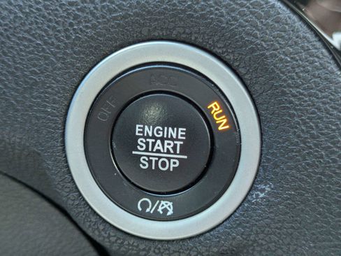 Used 2023 Chrysler 300 S RWD image 21