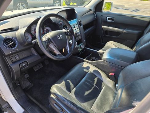 Used 2011 Honda Pilot Touring image 13