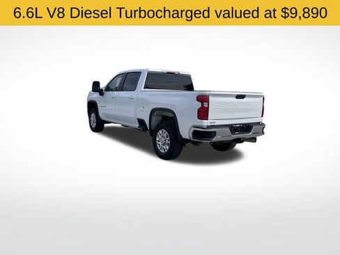 Used 2023 Chevrolet Silverado 2500 LT AWD/4WD image 3
