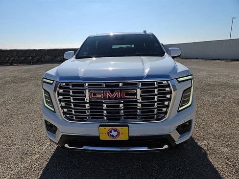 New 2026 GMC Yukon Denali w/ Sun & Power Step Package image 8