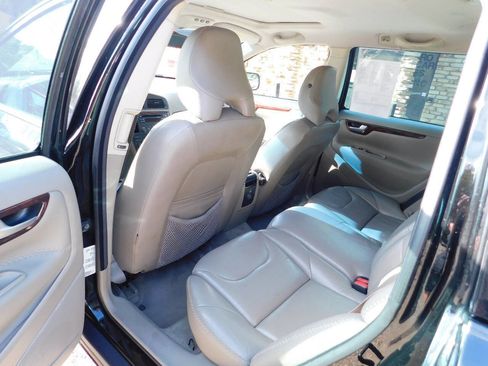 Used 2006 Volvo XC70 image 17