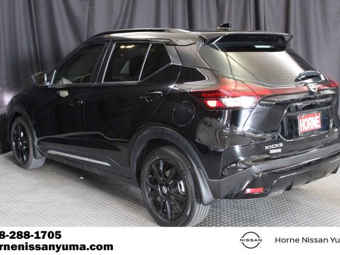 Used 2023 Nissan Kicks SR FWD image 15