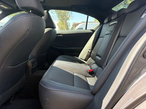 Used 2021 Lexus IS 300 w/ Comfort Package RWD image 10