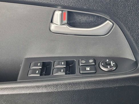 Used 2011 Kia Sportage LX w/ Convenience Pkg image 27