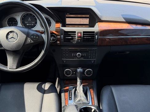 Used 2012 Mercedes-Benz GLK 350 4MATIC image 27